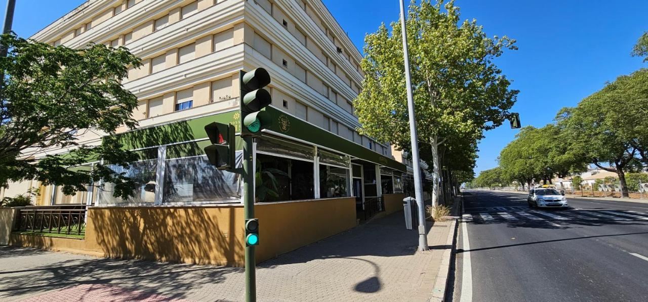 Apto Lux Sevilla Екстериор снимка