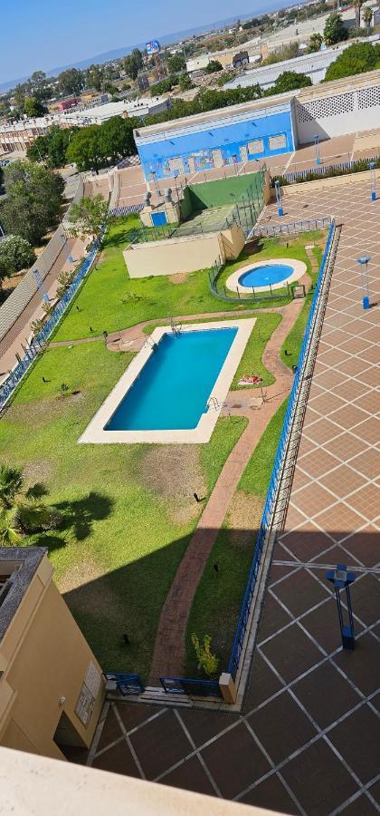 Apto Lux Sevilla Екстериор снимка