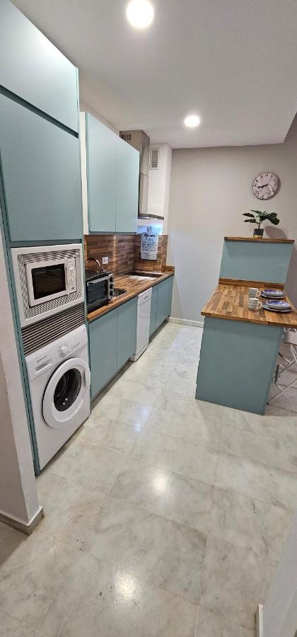 Apto Lux Sevilla Екстериор снимка