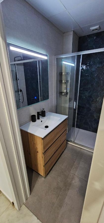 Apto Lux Sevilla Екстериор снимка