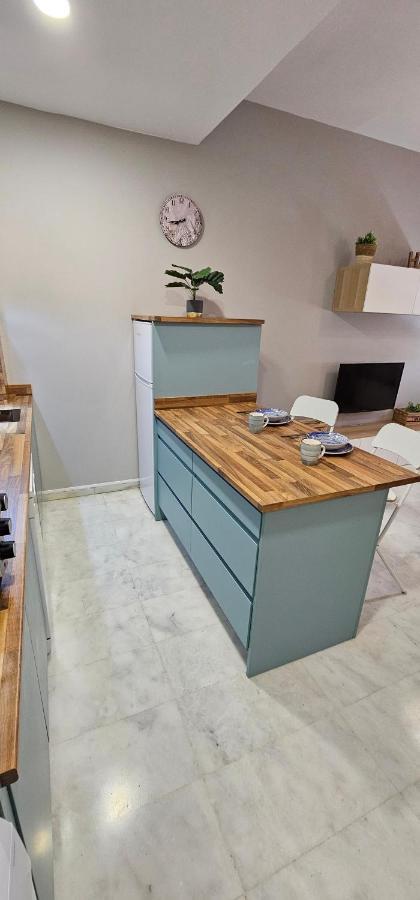 Apto Lux Sevilla Екстериор снимка