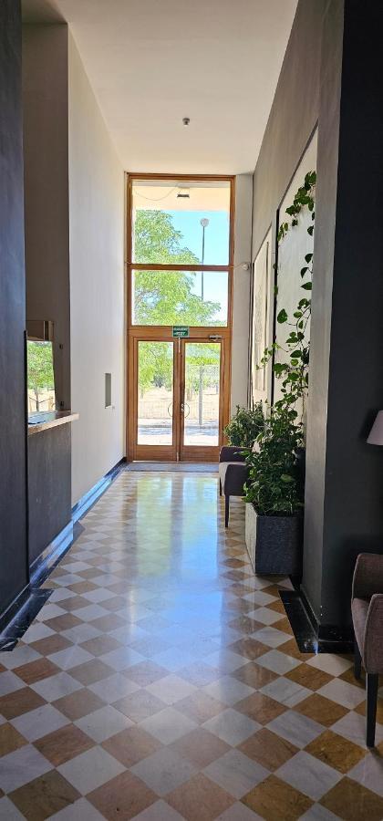 Apto Lux Sevilla Екстериор снимка