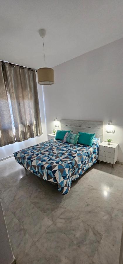 Apto Lux Sevilla Екстериор снимка